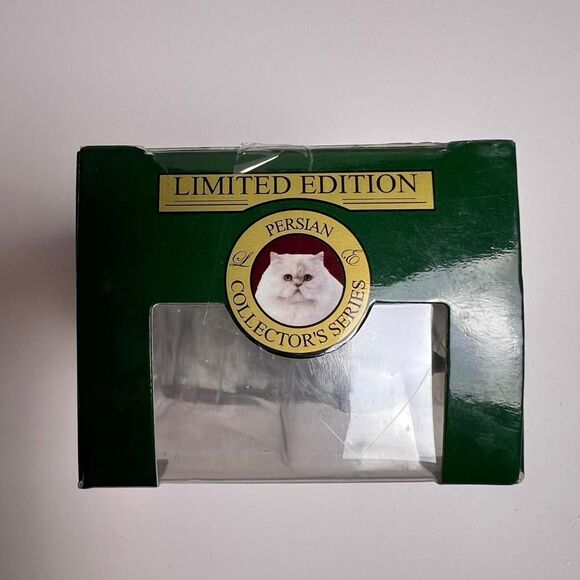 LIMITED EDITION Persian Cat Christmas Ornament - Picture 3 of 3